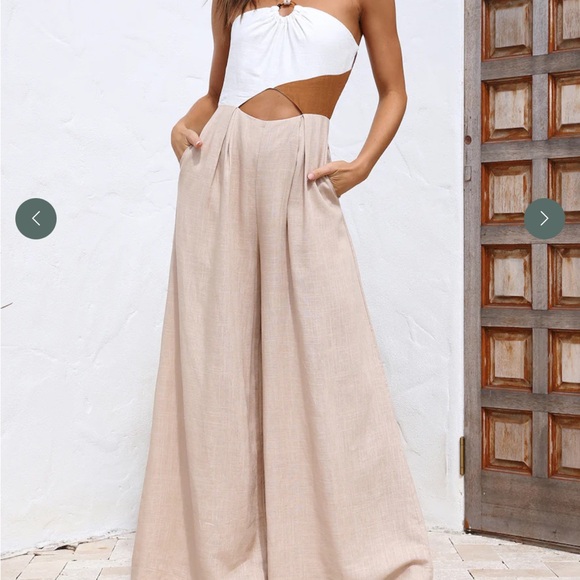 Elegant Tan Wide-Leg Jumpsuit - Picture 1 of 4